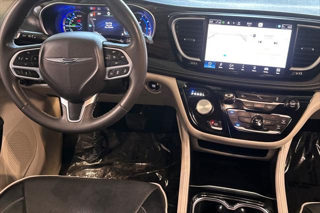 2023 Chrysler Pacifica Hybrid Limited