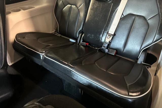 2023 Chrysler Pacifica Hybrid Limited