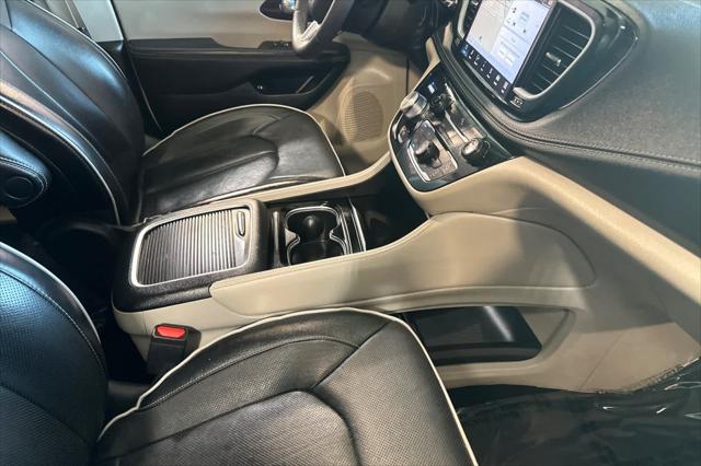 2023 Chrysler Pacifica Hybrid Limited