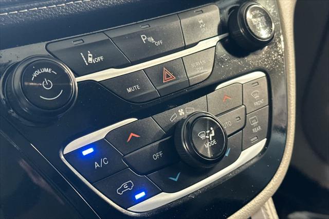 2023 Chrysler Pacifica Hybrid Limited