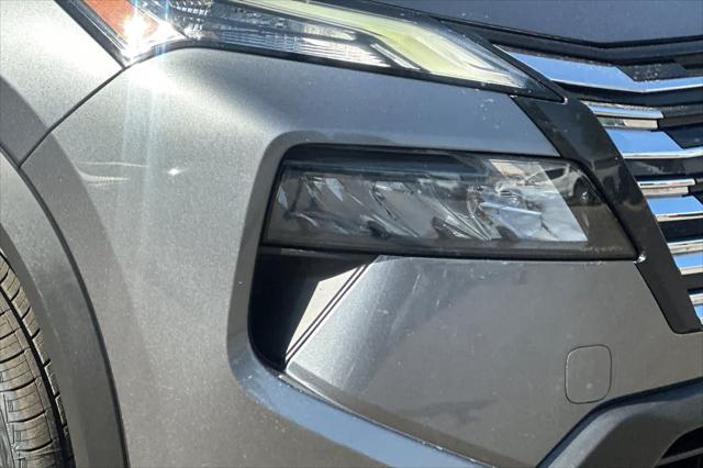 2025 Nissan Rogue SV FWD