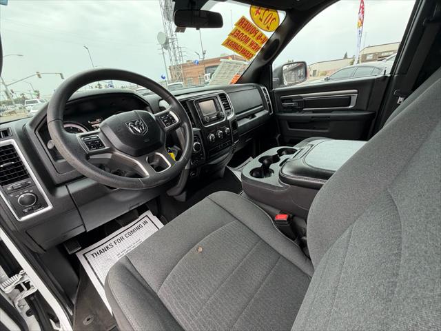 2024 Ram 1500 Classic Warlock Crew Cab 4x4 57 Box