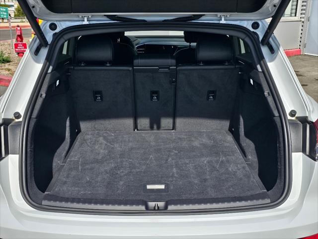 2023 Audi e-tron Premium Plus 40 RWD