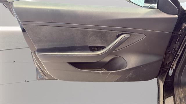 2020 Tesla Model 3 Standard Range Rear-Wheel Drive