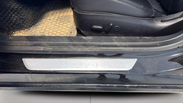2020 Tesla Model 3 Standard Range Rear-Wheel Drive