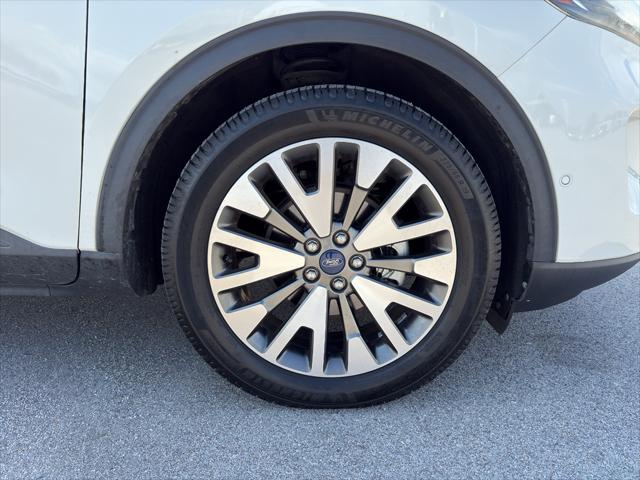 2020 Ford Escape Titanium Hybrid
