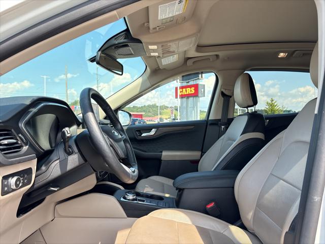 2020 Ford Escape Titanium Hybrid