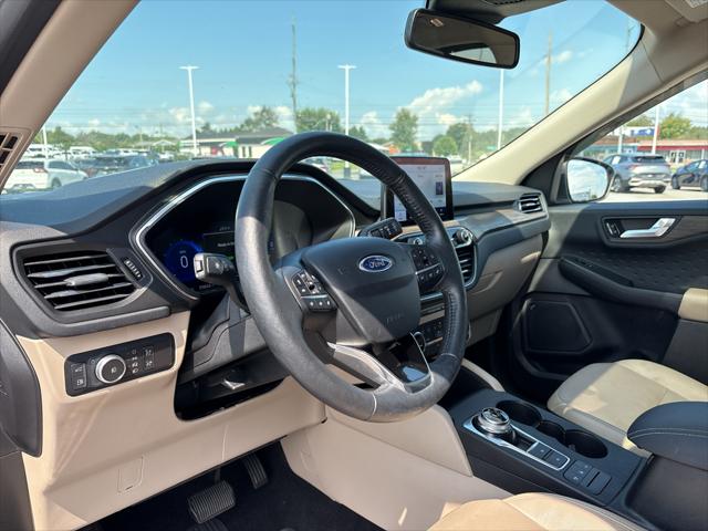 2020 Ford Escape Titanium Hybrid