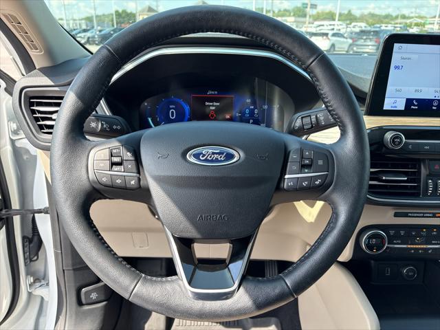 2020 Ford Escape Titanium Hybrid