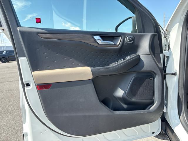 2020 Ford Escape Titanium Hybrid