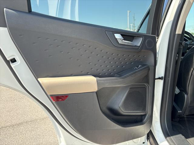 2020 Ford Escape Titanium Hybrid