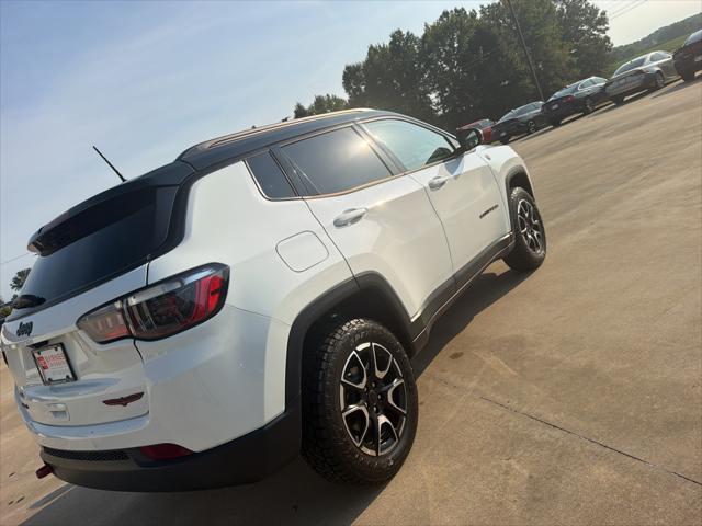 2025 Jeep Compass Trailhawk 4x4