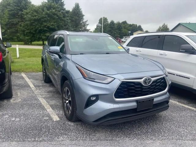2021 Toyota Highlander XLE for sale in Saint Albans City, VT