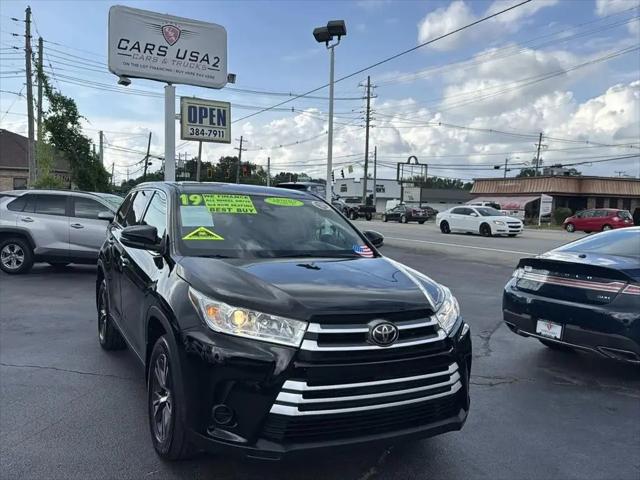 2019 Toyota Highlander LE Plus for sale in Louisville, KY