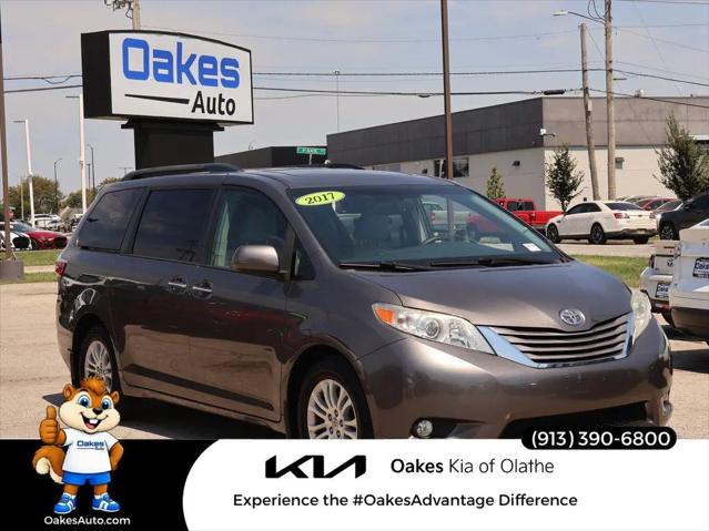 2017 Toyota Sienna XLE 8 Passenger for sale in Olathe, KS