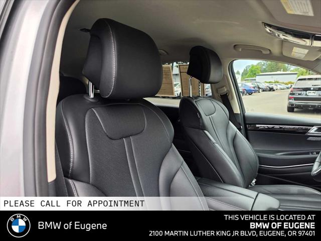 2025 Genesis GV80 2.5T Standard AWD