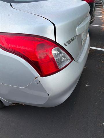 2012 Nissan Versa 1.6 SV