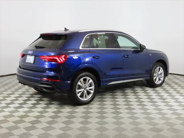 2025 Audi Q3 Premium 45 TFSI S line quattro Tiptronic