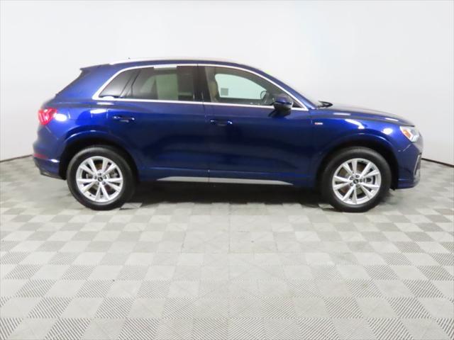 2025 Audi Q3 Premium 45 TFSI S line quattro Tiptronic