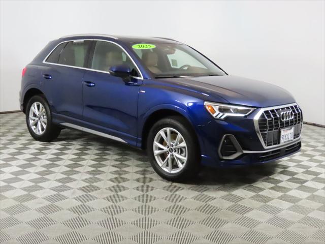 2025 Audi Q3 Premium 45 TFSI S line quattro Tiptronic