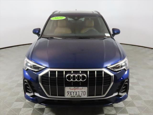 2025 Audi Q3 Premium 45 TFSI S line quattro Tiptronic