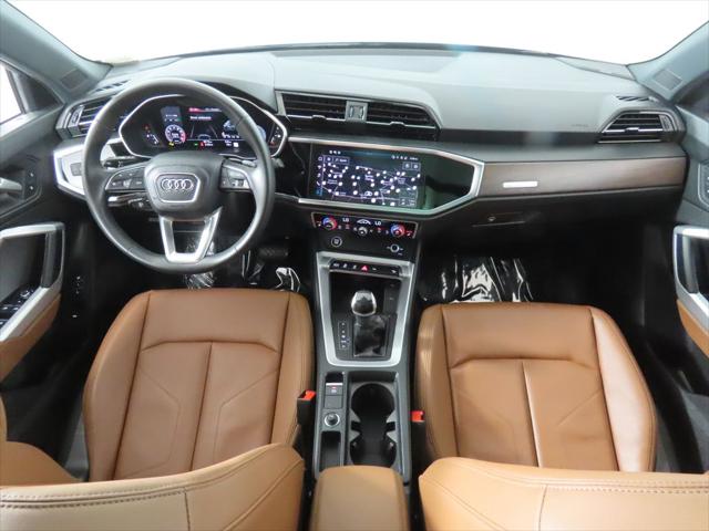 2025 Audi Q3 Premium 45 TFSI S line quattro Tiptronic