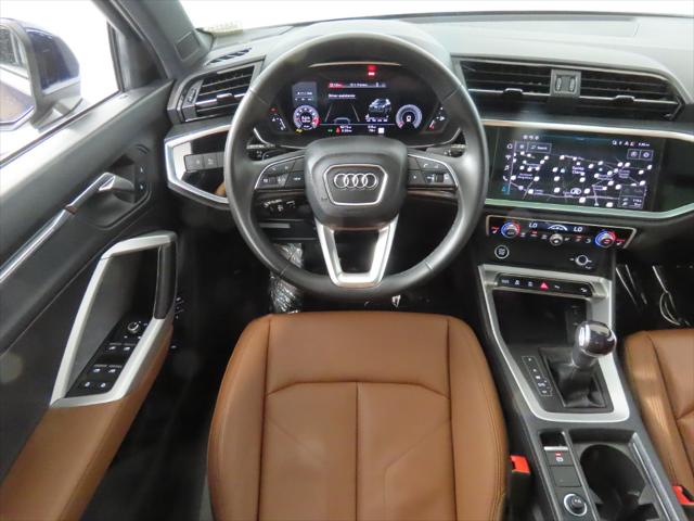 2025 Audi Q3 Premium 45 TFSI S line quattro Tiptronic
