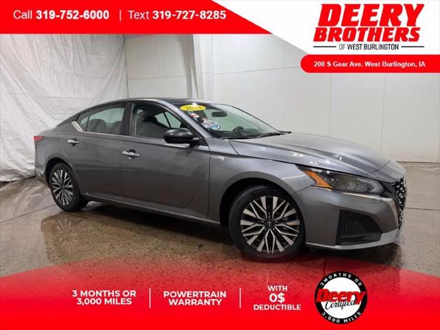 2024 Nissan Altima SV FWD for sale in West Burlington, IA