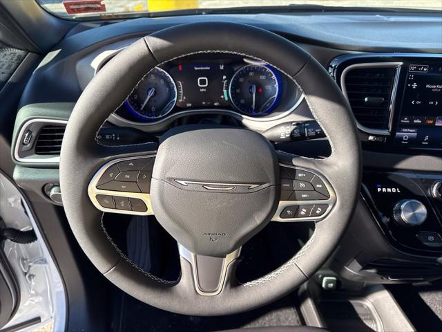 2027 Chrysler Pacifica LX