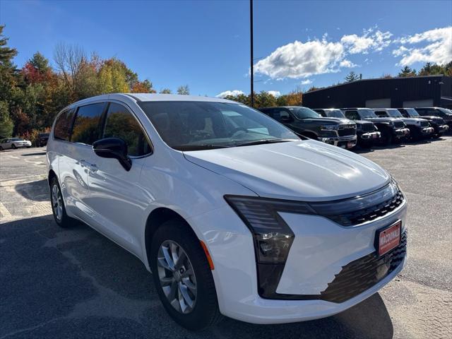 2027 Chrysler Pacifica Select AWD