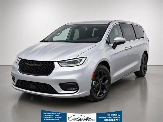 2023 Chrysler Pacifica Hybrid Touring L for sale in Hendersonville, TN