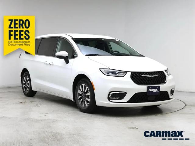 2023 Chrysler Pacifica Hybrid Touring L for sale in Beaverton, OR