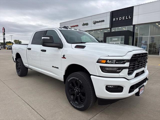 2027 RAM Ram 3500 RAM 3500 BIG HORN CREW CAB 4X4 64 BOX