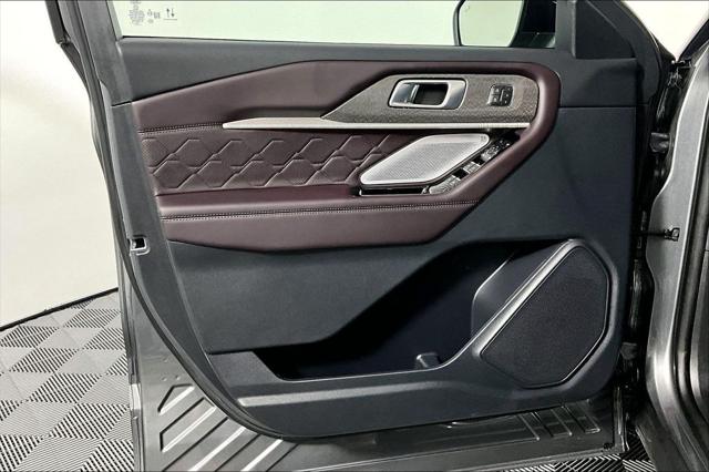 Used 2025 Ford Explorer Platinum For Sale in Olive Branch, MS
