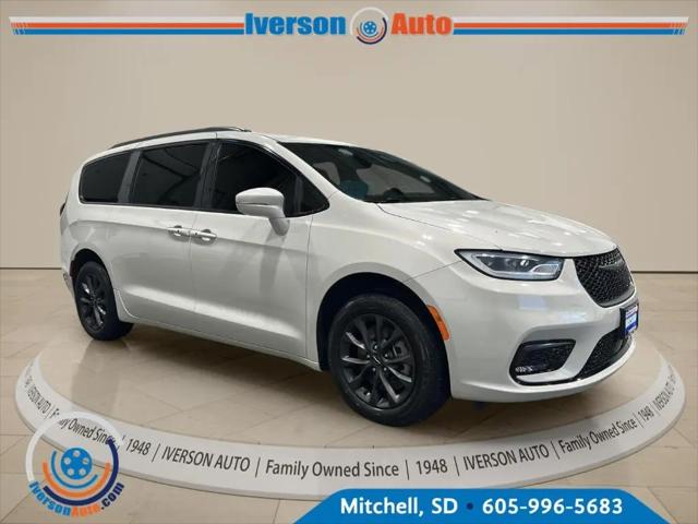 2021 Chrysler Pacifica Touring L AWD for sale in Mitchell, SD