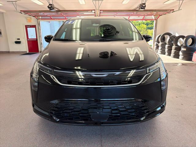 2027 Chrysler Pacifica Select AWD