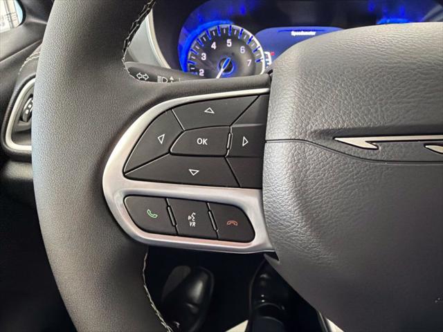 2027 Chrysler Pacifica Select AWD