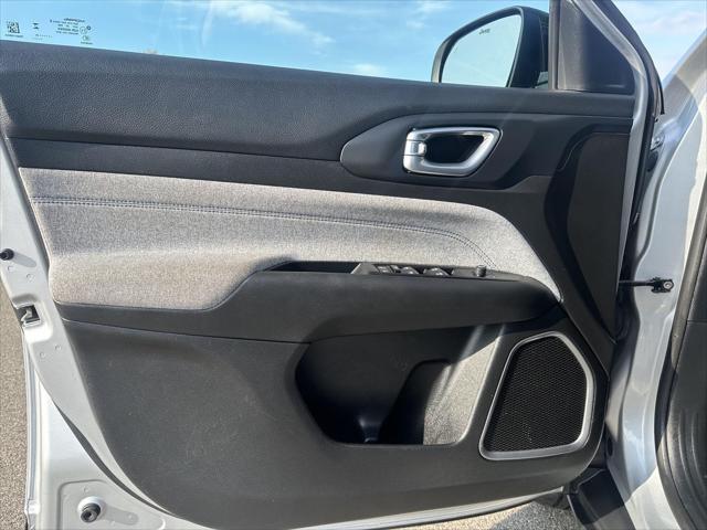 Used 2024 Jeep Compass Latitude 4x4 For Sale in Jackson, MI