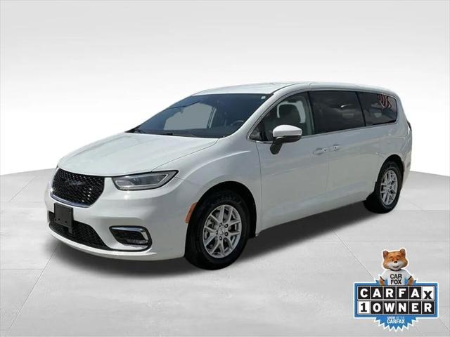 2023 Chrysler Pacifica Touring L for sale in Titusville, FL