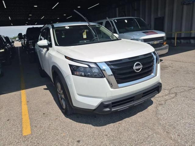 2025 Nissan Pathfinder SV 4WD for sale in Holland, MI