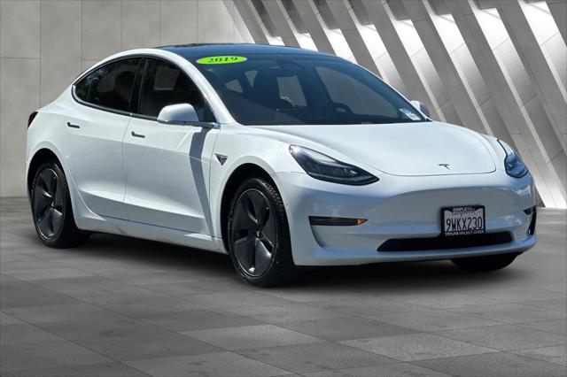 2019 Tesla Model 3 Long Range