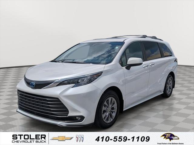 2025 Toyota Sienna XLE 2025 Toyota Sienna XLE