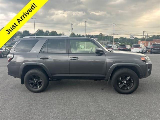 2018 Toyota 4Runner SR5 2018 Toyota 4Runner SR5
