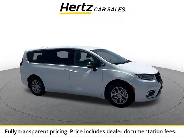 2024 Chrysler Pacifica Touring L for sale in Fresno, CA