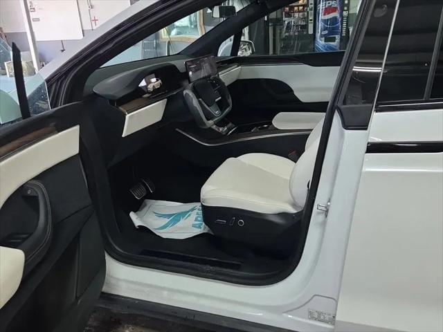 2023 Tesla Model X Standard Range