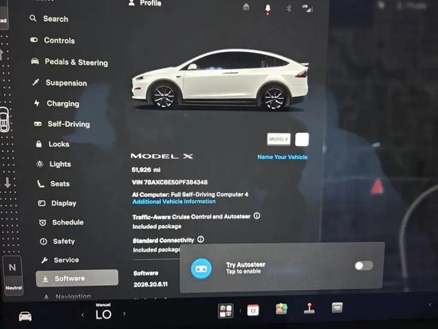 2023 Tesla Model X Standard Range