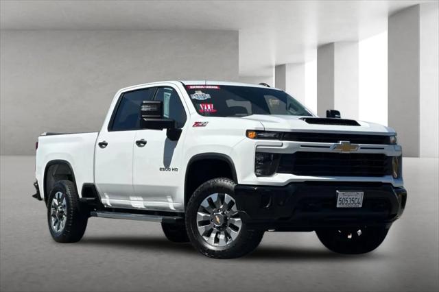 2025 Chevrolet Silverado 2500HD 4WD Crew Cab Standard Bed Custom for sale in Pittsburg, CA