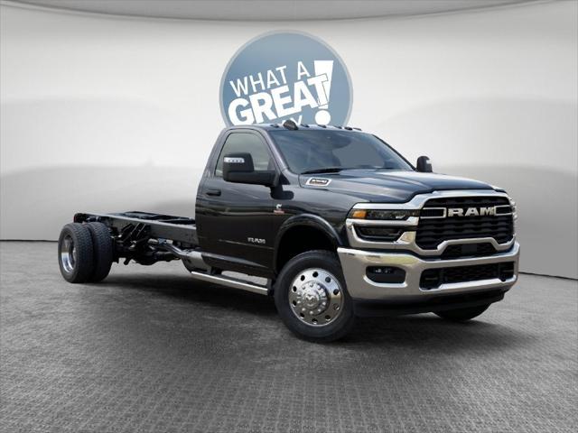 2027 RAM Ram 5500 Chassis Cab RAM 5500 BIG HORN CHASSIS REGULAR CAB 4X4 120 CA