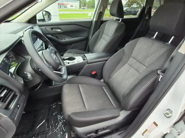 2024 Nissan Rogue SV FWD