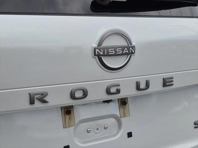 2024 Nissan Rogue SV FWD